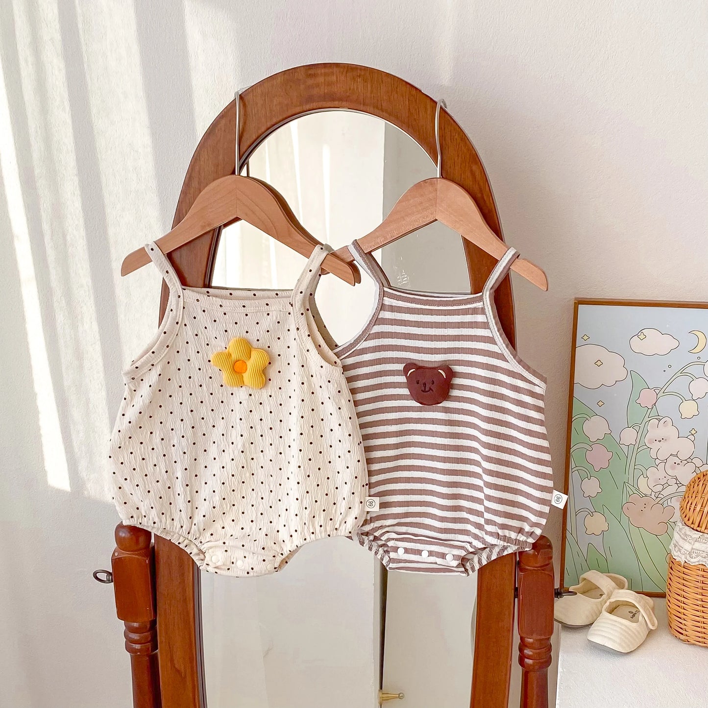 Baby Girl Sleeveless Bodysuit